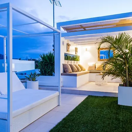 Holidayvilla Sunrise, Piscina, Bbq, Wifi, Gym, Villa Corralejo